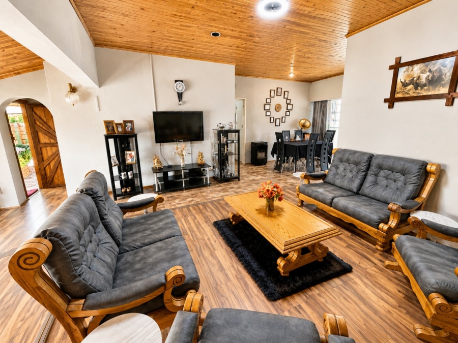 4 Bedroom Property for Sale in Vaalpark Free State